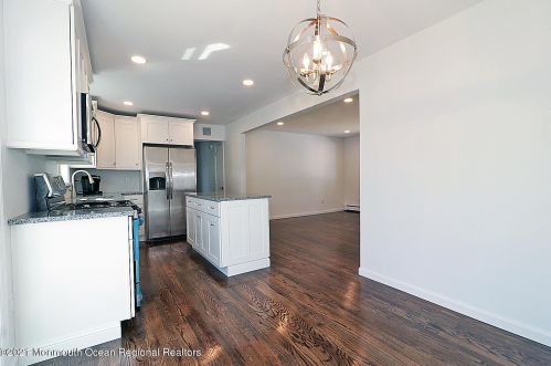 405 Conifer Dr, Lacey NJ  08731-1925 exterior