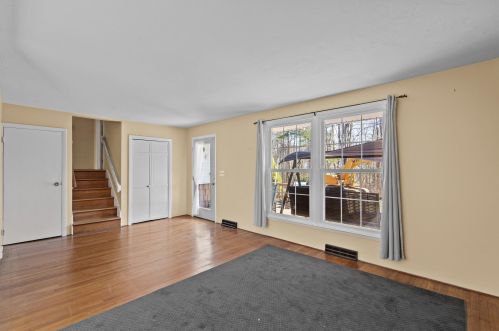 7481 School St, Concord NH  03307-0914 exterior