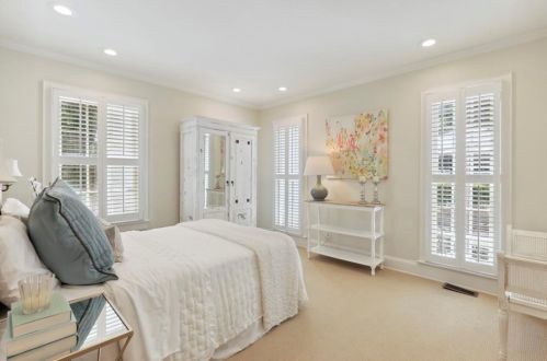 332 Golfview Rd, Atlanta GA 30309-1214 exterior