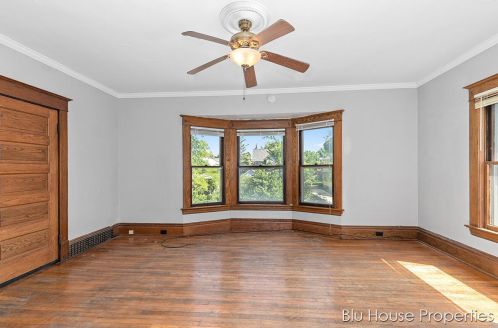 912 Virginia St, Grand Rapids MI 49506-1511 exterior