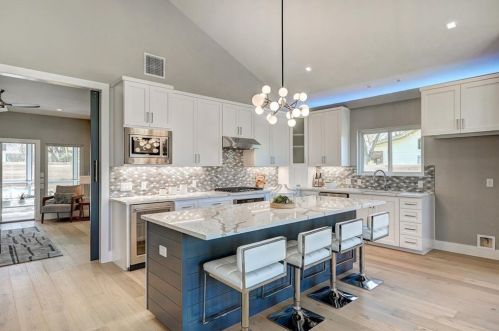 6819 Arroyo Seco, Austin TX 78756-1305 exterior