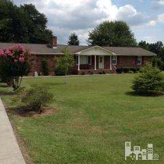 8970 Mary Slocum Rd, Watha, NC 28478-9208