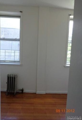 788 Garden St, Bronx NY 10460-1104 exterior