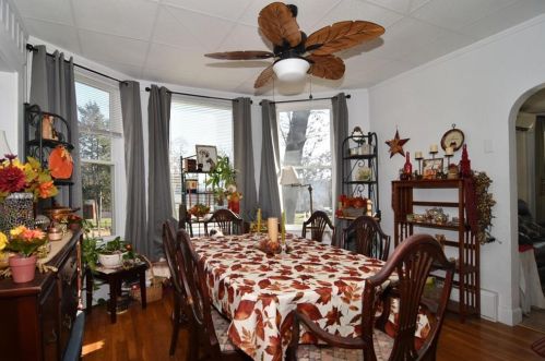 832 Elm St, Woonsocket RI 02895-3507 exterior