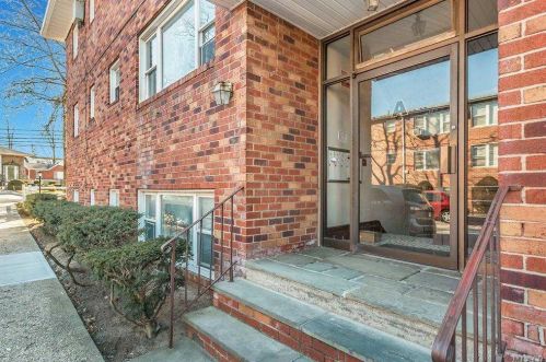 400 Corona Ave, Valley Stream, NY 11580-2623