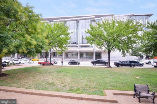 412 M St, Washington DC 20002-3421 exterior