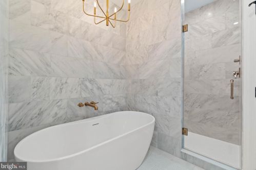 17 9th St, Washington DC  20003-1333 exterior