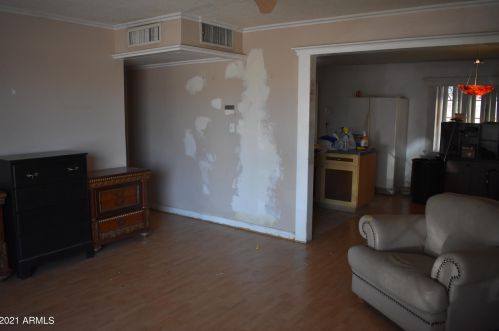 6501 42nd Ave, Phoenix AZ 85053-5308 exterior