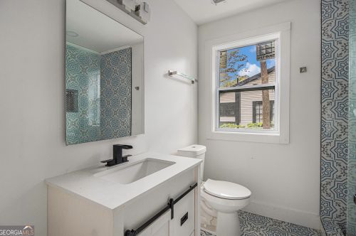 369 Adelle St, Atlanta GA  30315-6601 exterior