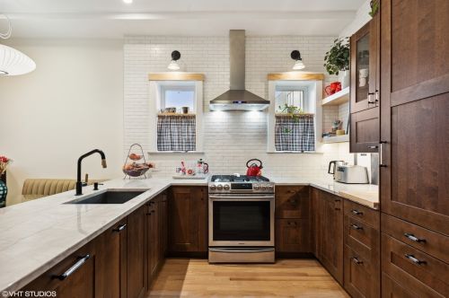 418 Noble St, Chicago, IL 60642-6631