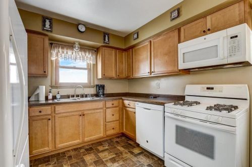 2529 70, Milwaukee WI 53223-2114 exterior