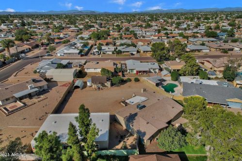 8622 40 Dr, Phoenix AZ 85019-1206 exterior