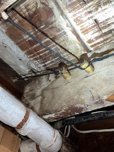 131 Daboll St, Providence RI 02907-2529 exterior