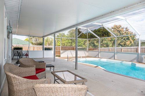 489 College Park Rd, Fort Pierce FL  34953-6224 exterior