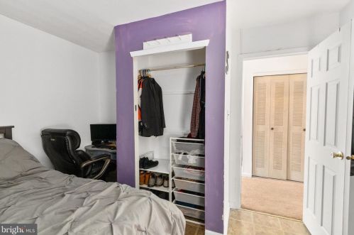 9931 Crestmont Ave, Philadelphia PA 19114-1951 exterior