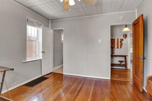 4955 Bancroft Ave, Saint Louis MO 63109-2416 exterior