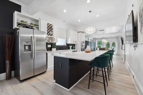 548 Holderness St, Atlanta GA 30310-1750 exterior