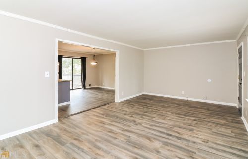 5240 Longmeadow Ln, Atlanta GA  30349-3124 exterior