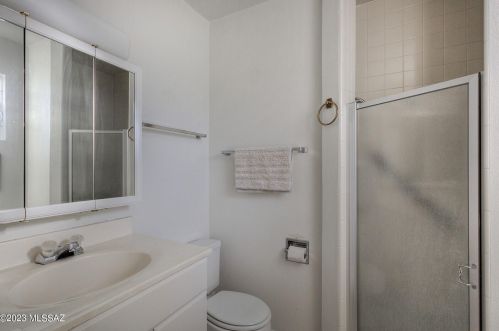 301 Abrego Dr, Green Valley AZ 85614-3634 exterior