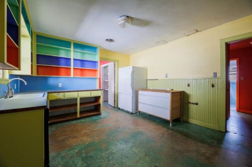 1710 32 St, Austin TX 78705-2115 exterior