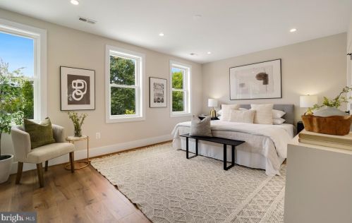 4215 16th St, Washington DC  20011-7005 exterior