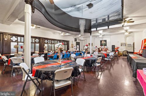 1600 18 St, Philadelphia PA 19145-1435 exterior