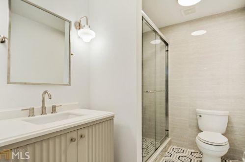 1261 Bernadette Ln, Atlanta GA 30329-3401 exterior