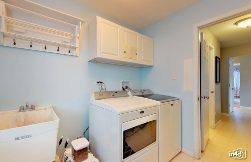 605 Crystal Dr, Joliet IL 60404-6094 exterior