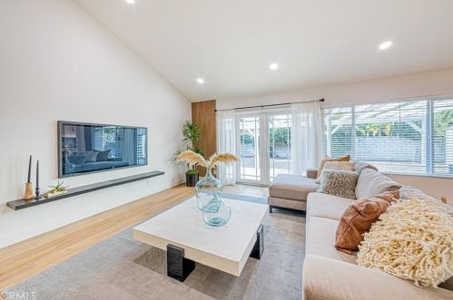 851 Adlena Dr, Fullerton CA  92833-2349 exterior