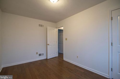 325 Columbus Ave, Littlestown PA 17340-1533 exterior