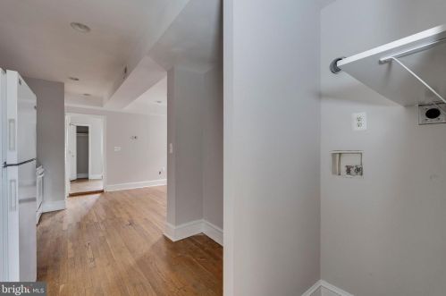 1320 T St, Washington DC 20009-4438 exterior