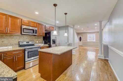 1428 Bouvier St, Philadelphia PA 19132-4305 exterior