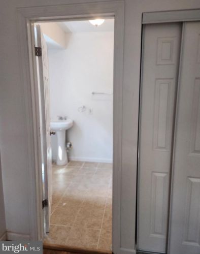 1351 Princess Ave, Camden NJ 08103-2910 exterior