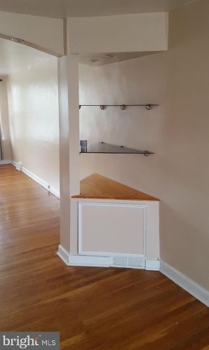 7926 Gilbert St, Philadelphia PA 19150-2506 exterior