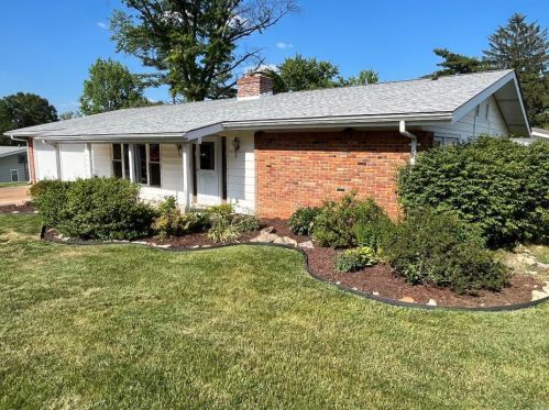 9424 Crestwood Mnr Dr, Saint Louis MO 63126-2805 exterior