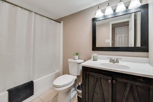 5212 Slay Dr, Frisco TX 75056-1803 exterior