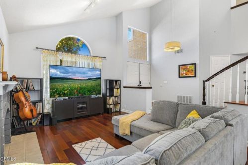 1840 Ivanhoe Ave, Oxnard CA  93030-8732 exterior