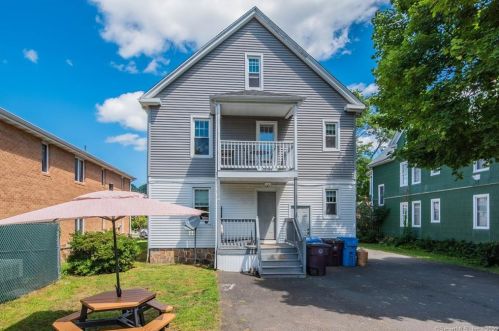 316 Monroe St, New Britain CT 06052-1628 exterior