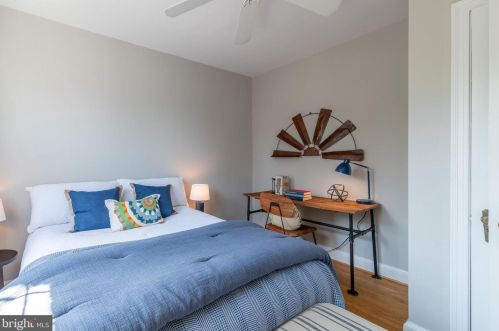 5 Maple St, Alexandria VA 22301-2603 exterior