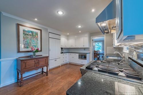 1505 Candlewood Dr, Pittsburgh PA 15241-2907 exterior