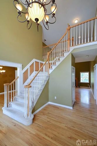 205 Tingley Ln, Edison NJ  08820-1408 exterior