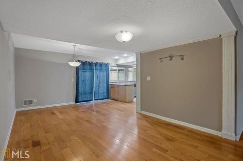 7226 Carlisle Ct, Atlanta GA 30301 exterior