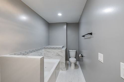 11205 Hermosa Ave, Chicago IL  60643-4229 exterior