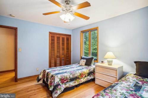 13110 Cleveland Dr, Rockville MD 20850-3723 exterior