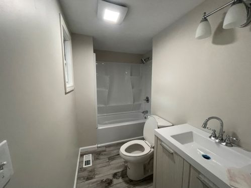 104 Eastern Ave, Springfield MA 01109-3638 exterior