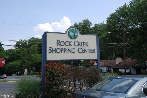 2100 Washington Ave, Silver Spring MD  20910-2649 exterior