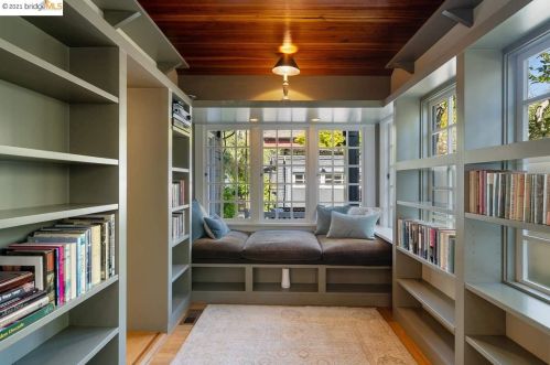 2731 Claremont Blvd, Berkeley CA 94705-1321 exterior