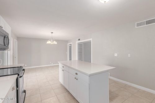 597 Vine St, Chandler AZ 85225-6915 exterior