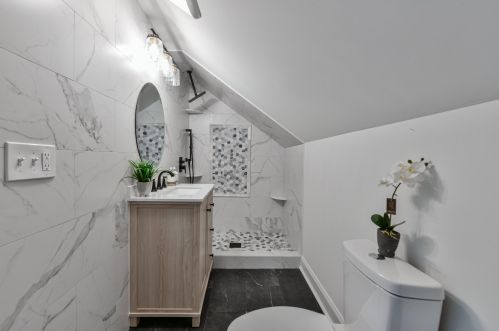 4235 92nd St, Milwaukee WI  53228-2133 exterior