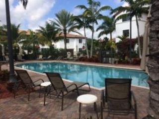 577 Library Commons Way, Boca Raton FL  33432-3838 exterior